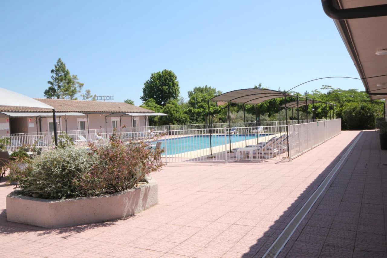 Hotel Saint Louis Le Thor Dış mekan fotoğraf