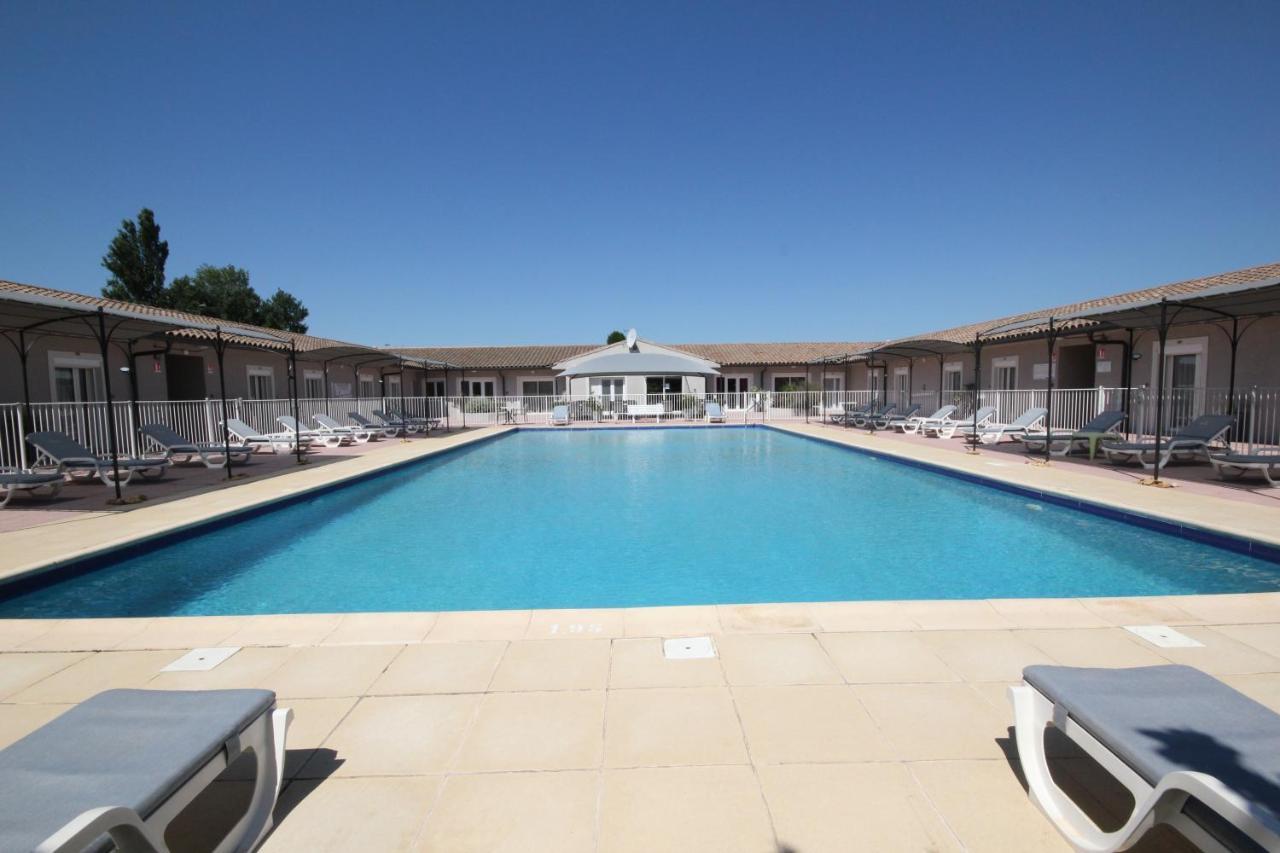 Hotel Saint Louis Le Thor Dış mekan fotoğraf