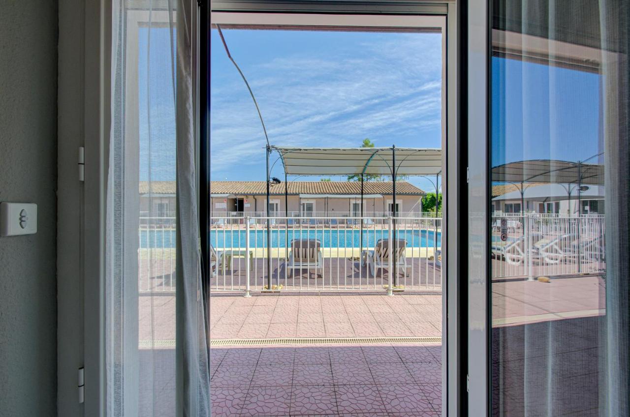 Hotel Saint Louis Le Thor Dış mekan fotoğraf