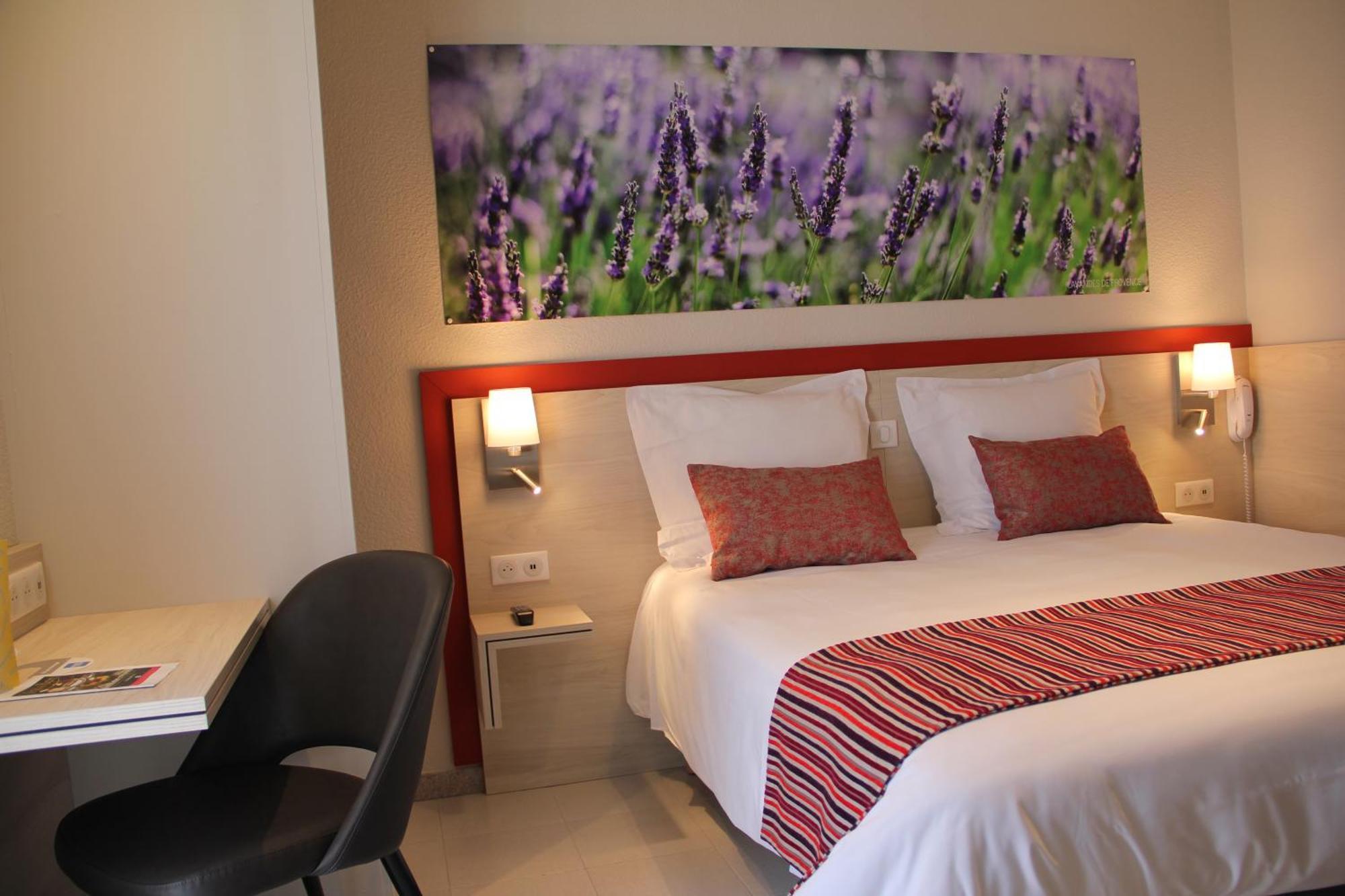 Hotel Saint Louis Le Thor Dış mekan fotoğraf